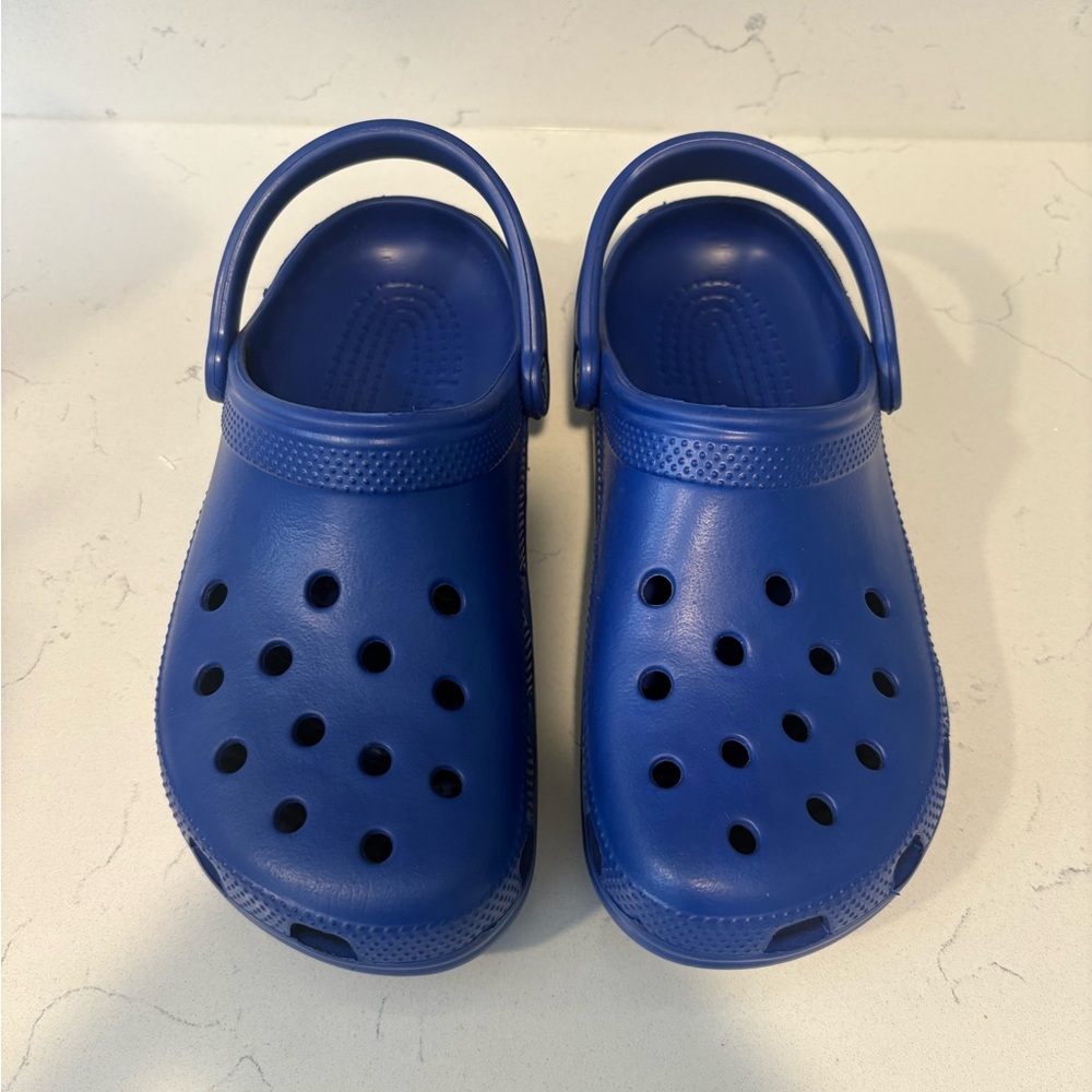 Unisex Classic Blue Crocs Clog Shoes